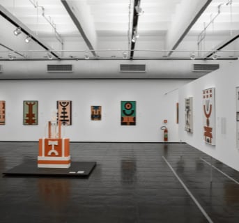 Overview of the exhibition in the gallery